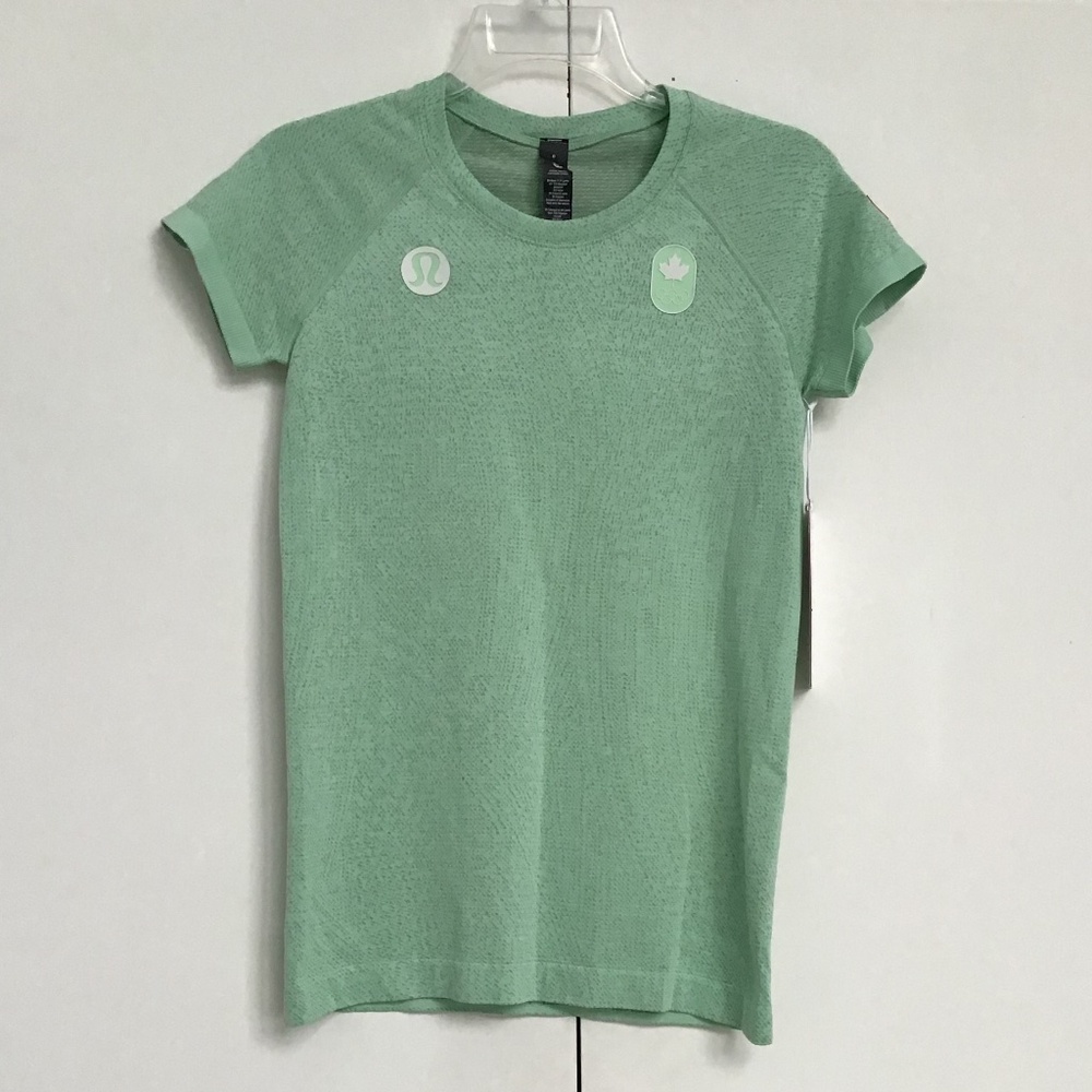 LuLuLemon sz 6 Team Canada Swiftly Tech Short Sleeve NWT